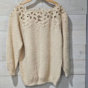 Oversized Off Shoulder Sweater Lace Neckline Women's Small Romantic